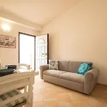 Residenza Aurora Apartament La Caletta