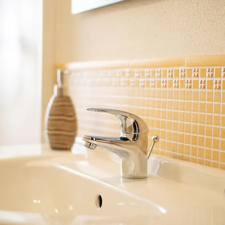Residenza Aurora Апартаменты Ла-Калетта