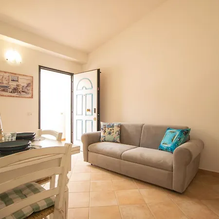 Residenza Aurora Апартаменты Ла-Калетта