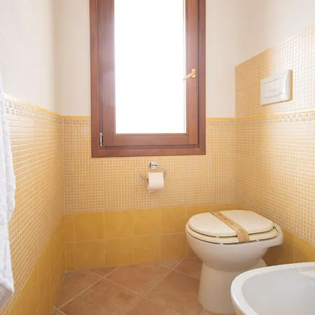 Residenza Aurora * Ла-Калетта